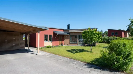 Hus till salu i Gävle - foto 1