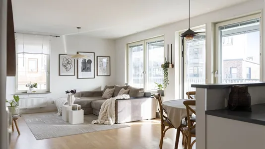 Bostadsrätter till salu i Nacka - foto 1