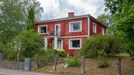 Hus till salu, Älmhult, &lt;span class=&quot;blurred street&quot; onclick=&quot;ProcessAdRequest(4598031)&quot;&gt;&lt;span class=&quot;hint&quot;&gt;Se gatunamn&lt;/span&gt;[xxxxxxxxxx]&lt;/span&gt;
