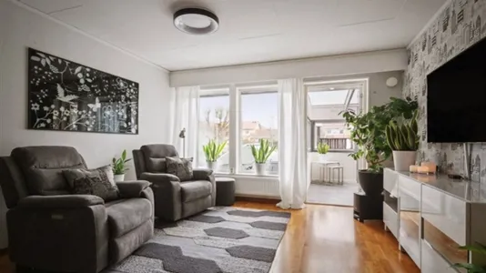 Radhus i Huddinge - foto 3