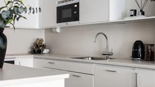 Bostadsrätter till salu i Nacka - foto 8