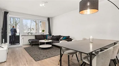 Nytt kök & badrum med tvättpelare. Insynsskyddat & fritt med närhet till Centralstationen & Gavleån