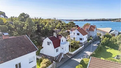 Hus till salu i Sotenäs, Bovallstrand