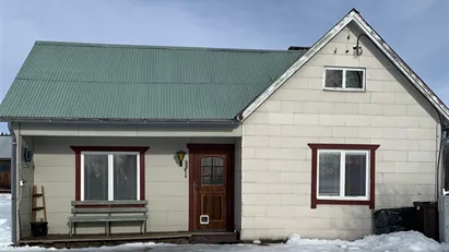 Hus till salu i Yrttivaara