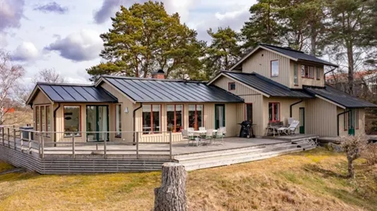 Hus i Knivsta - foto 1
